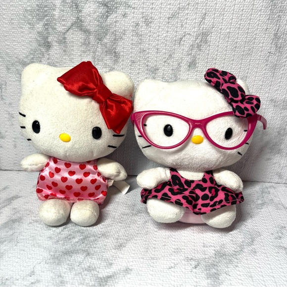 Ty & Jakks Pacific 2013 Hello Kitty by San Rio 5" Plush/Stuffed Animal. Set of 2 - Picture 1 of 11